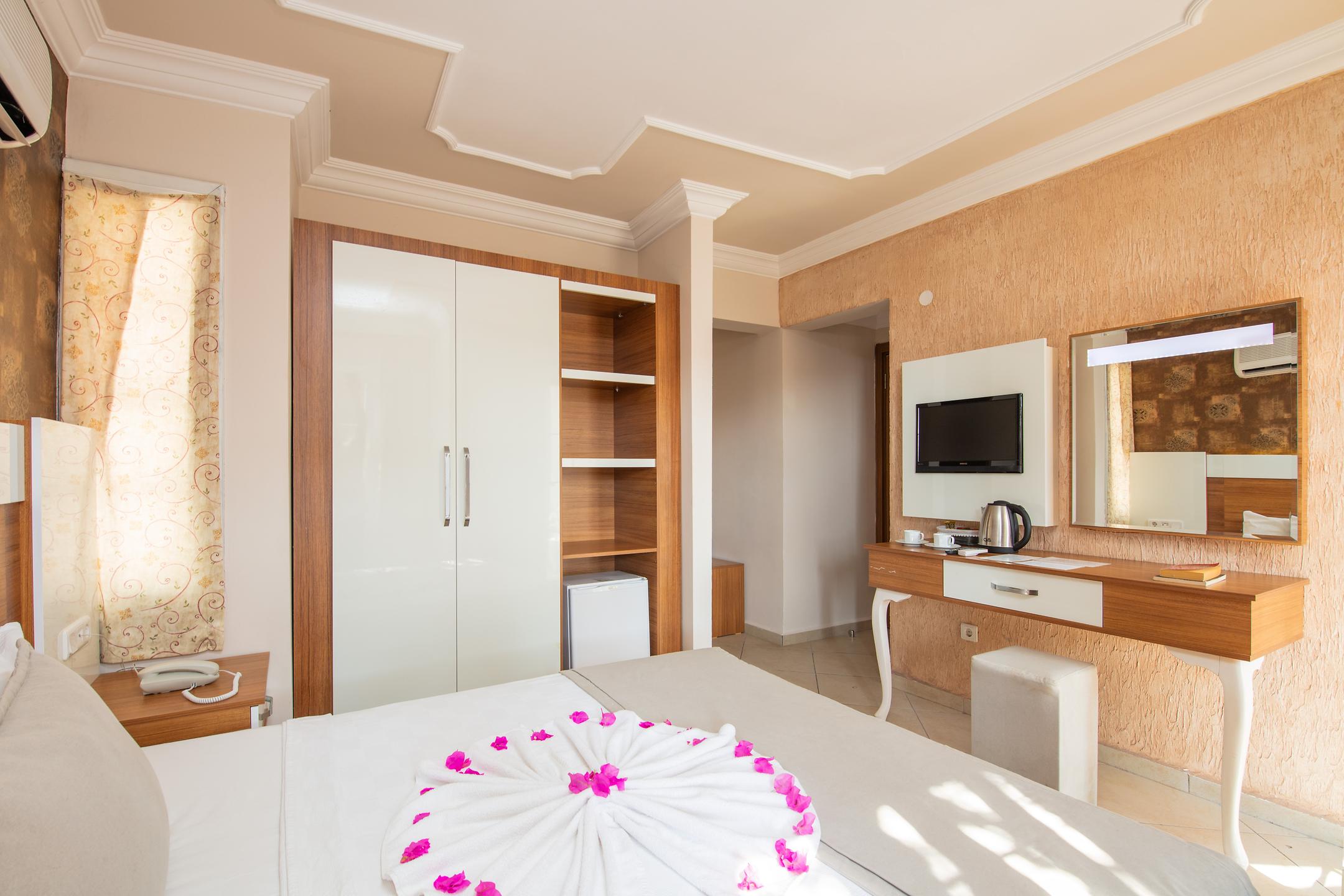 Otel Kıyasla Otelleri